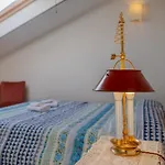 Red Mansarda شقة